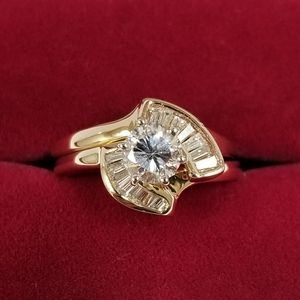 14k Yellow Gold Diamond Wedding Ring Set